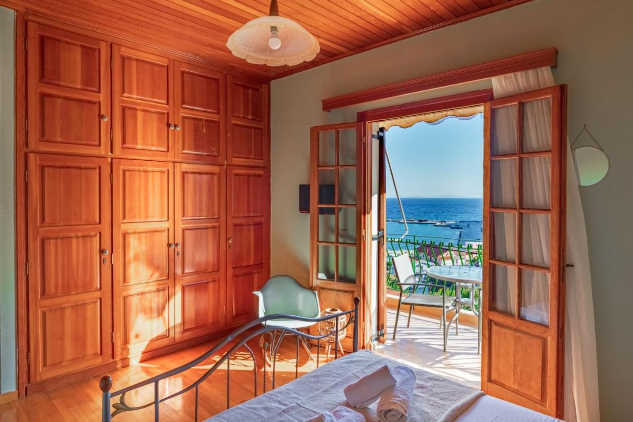 Golden Flower'S Apartment Poros  Zewnętrze zdjęcie